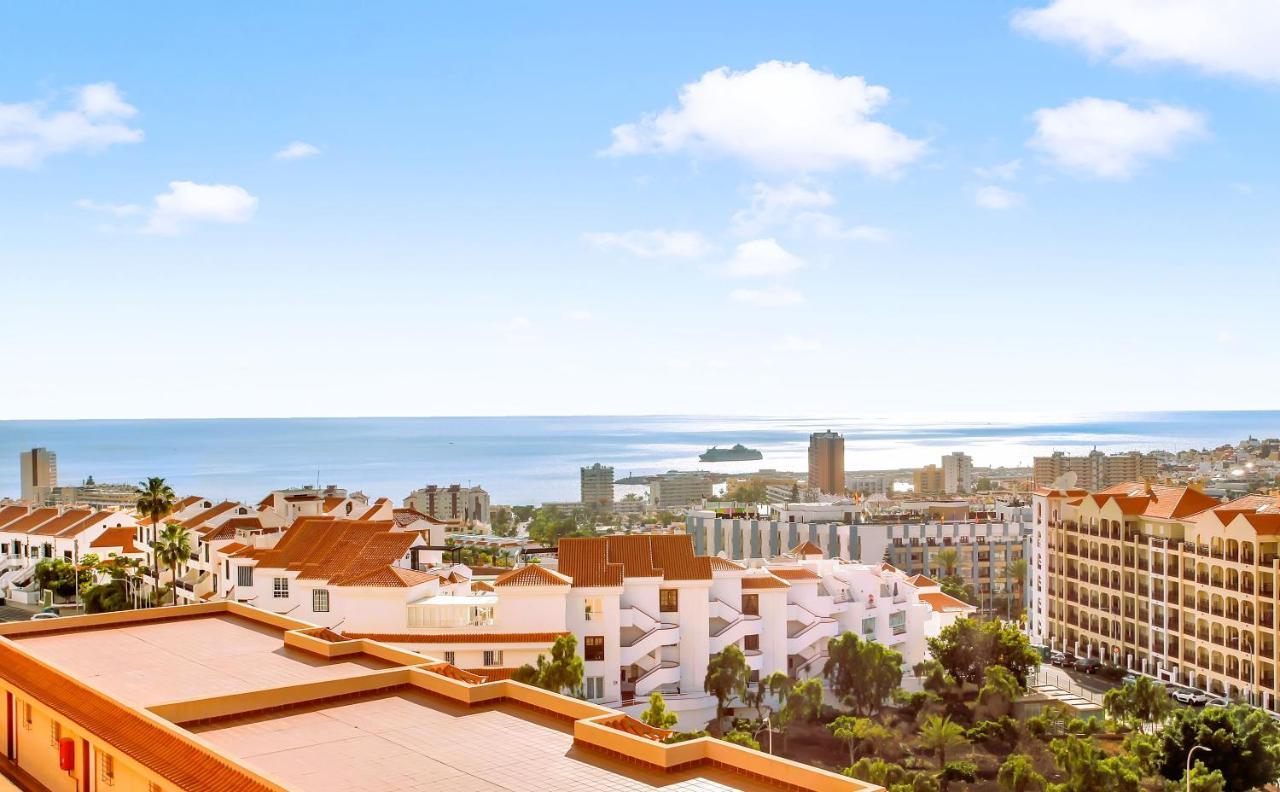 Top Floor, Sea View, Huge Terrace, Heated Pool, Garage Appartement